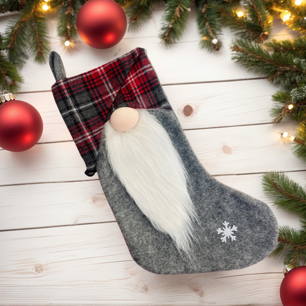 Transfronteriza nuevas decoraciones navideñas a cuadros rojo gris muñeca sin rostro calcetines de Navidad calcetines de regalo de los niños de Navidad