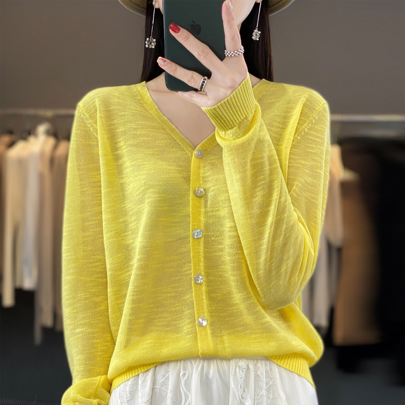 Lemon yellow