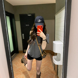 �����Ú��|ײɫ�l�yб�I¶�����T��Ů���Ռ����@�����@�ٴ�����