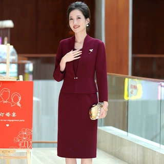端庄中老年大码两件套2026秋季新款时尚长袖妈妈装紫红短款外套女