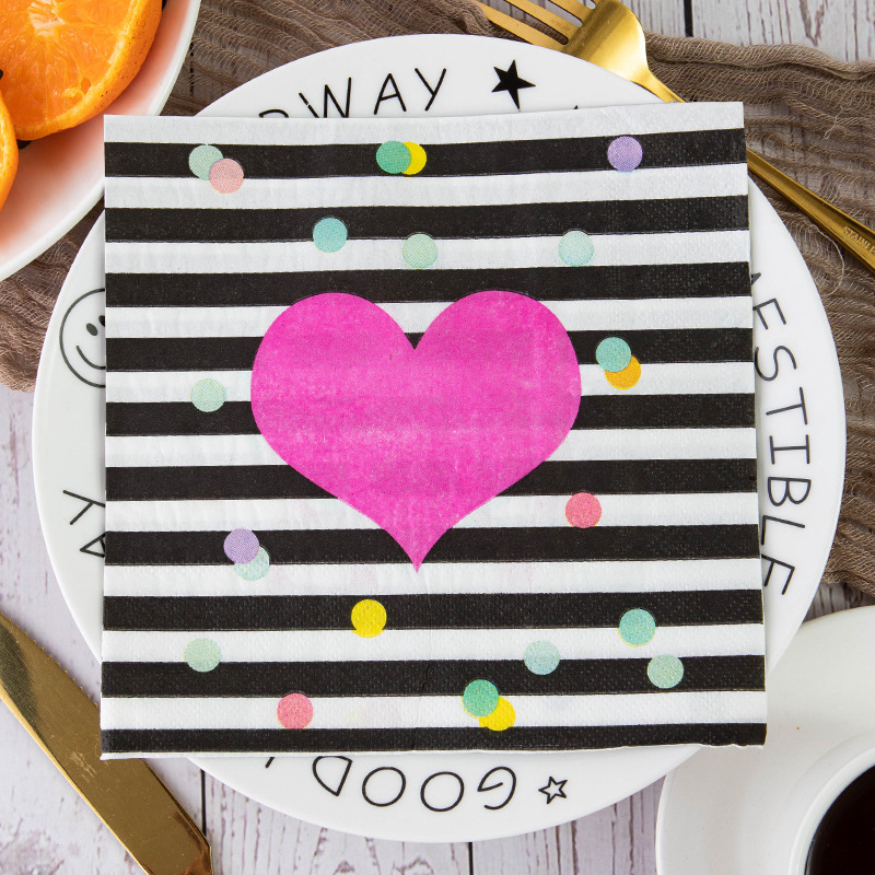 85g Weight Napkins Kitchen and drinking utensils Napkins Personal Care Type Virgin wood pulp Material Valentine'S Day Festival Love, Heart Shape Pattern Romantic Style Valentine'S Day Romantic Love Heart Shape Virgin Wood Pulp Party Supplies Tableware 7