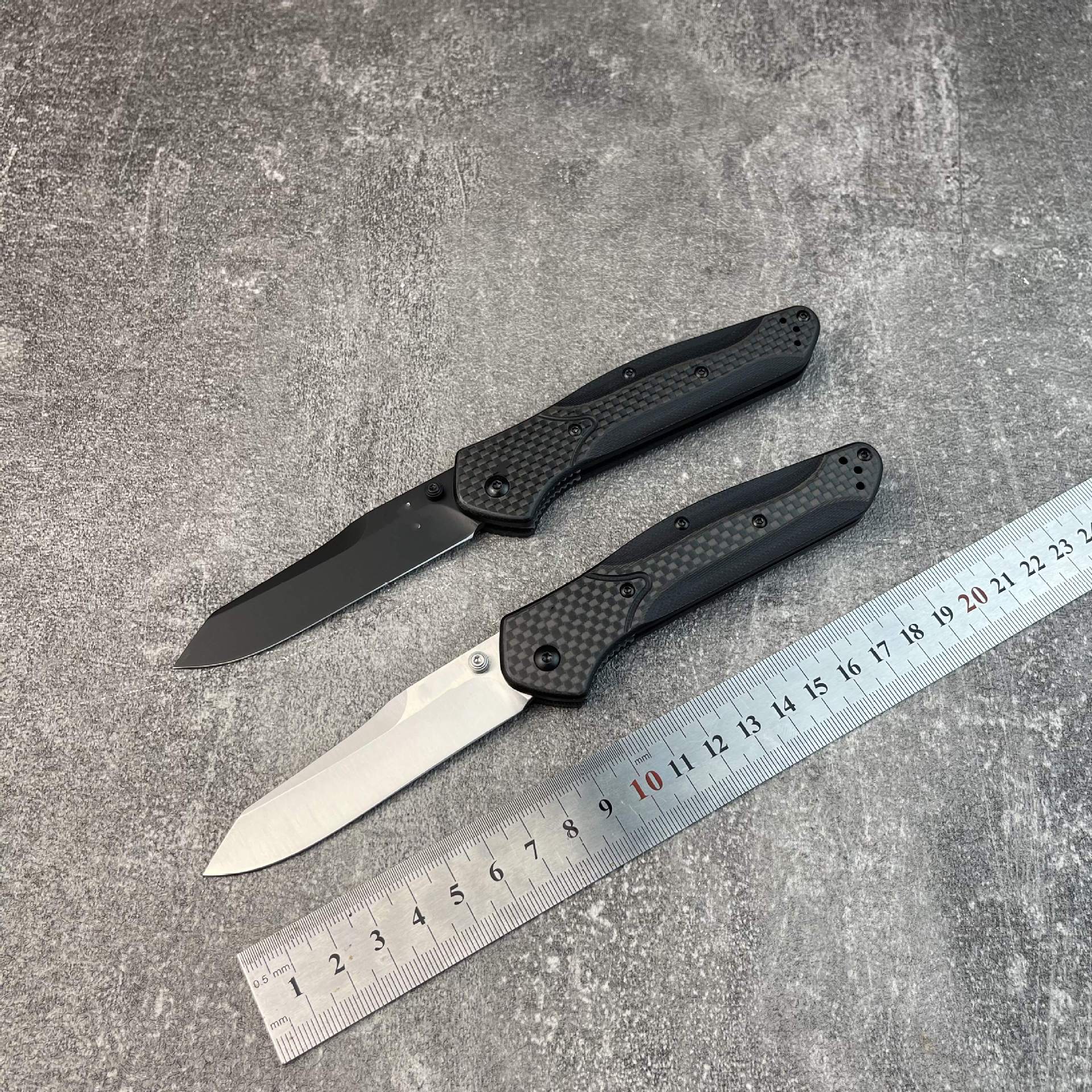 蝴蝶940折刀碳纤维柄折叠刀D2钢高硬度锋利小刀户外刀具水果刀