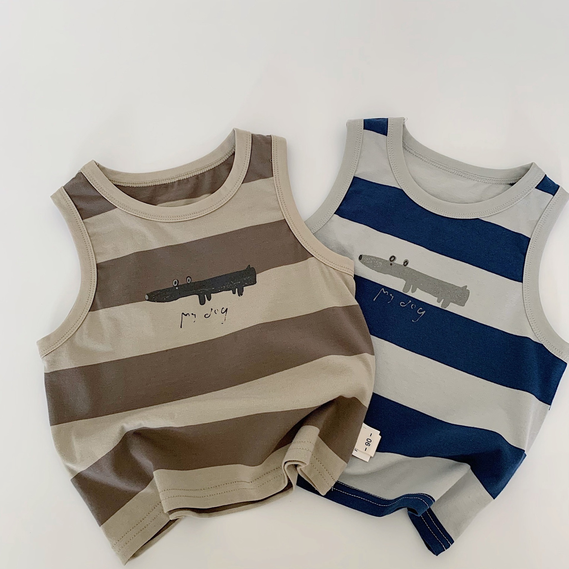 Chaleco sin mangas para niños Maibao 2025 verano nuevo estilo coreano para niños y niñas a rayas de estilo occidental camiseta de todo fósforo de manga corta marea