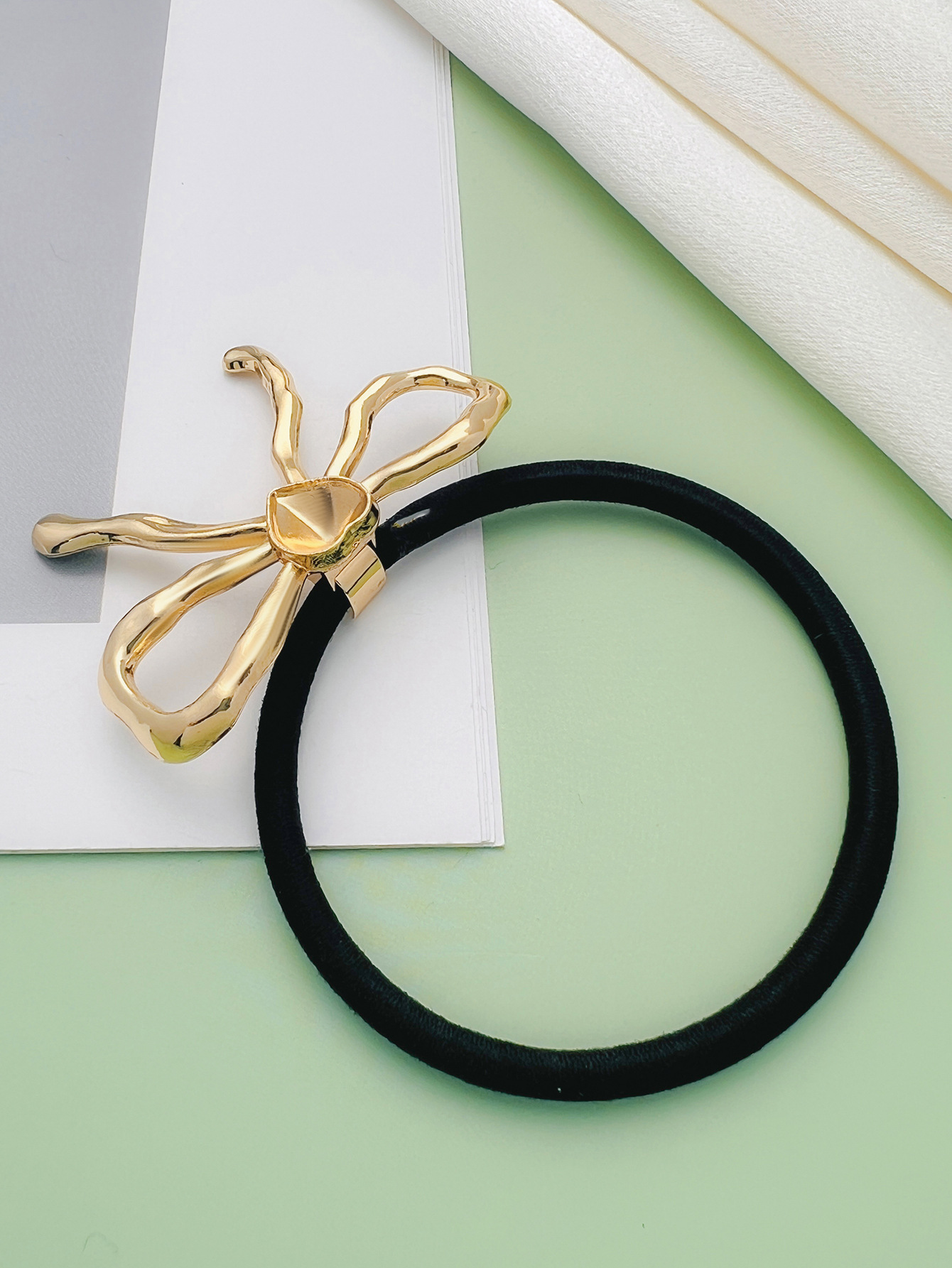 11g Weight Hair Tie Hair Accessories Type 1 Piece Quantity Holiday, Daily Occasion Alloy Material Bow Knot Pattern All Seasons Season Women's Gender Plating Design Vacation, Classic Style Style Vacation Classic Style Women's Bow Knot Alloy Plating Hair Tie 7