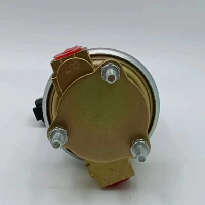 4932708 3990106 P76923 – Oil pump, nozzle