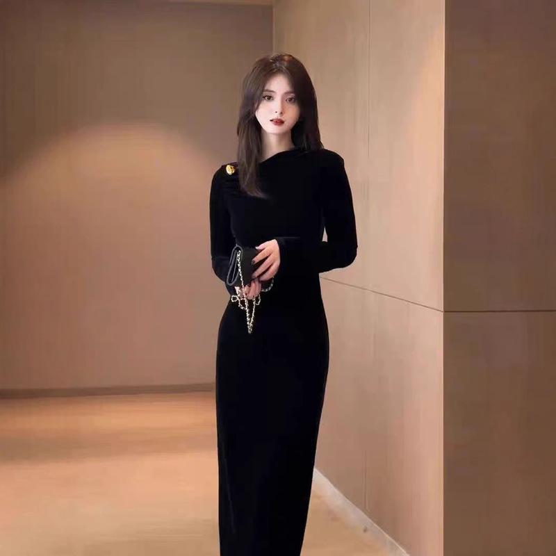French black waist slimming velvet dress formal occasion temperament skirt super good-looking simple and generous long skirt French black waist slimming velvet dress formal occasion temperament skirt super good-looking simple and generous long skirt