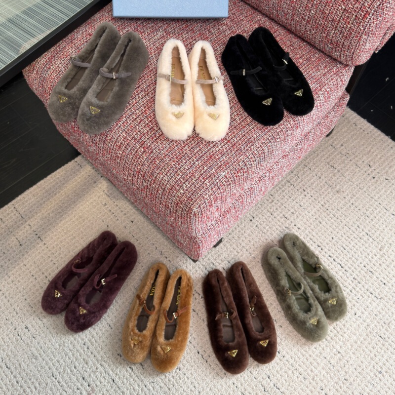 2026 New Plush Mary Jane Women's Shoes, Flat Ballet Flats with Buckle, Shallow Fashion Single Shoes for Autumn and Winter