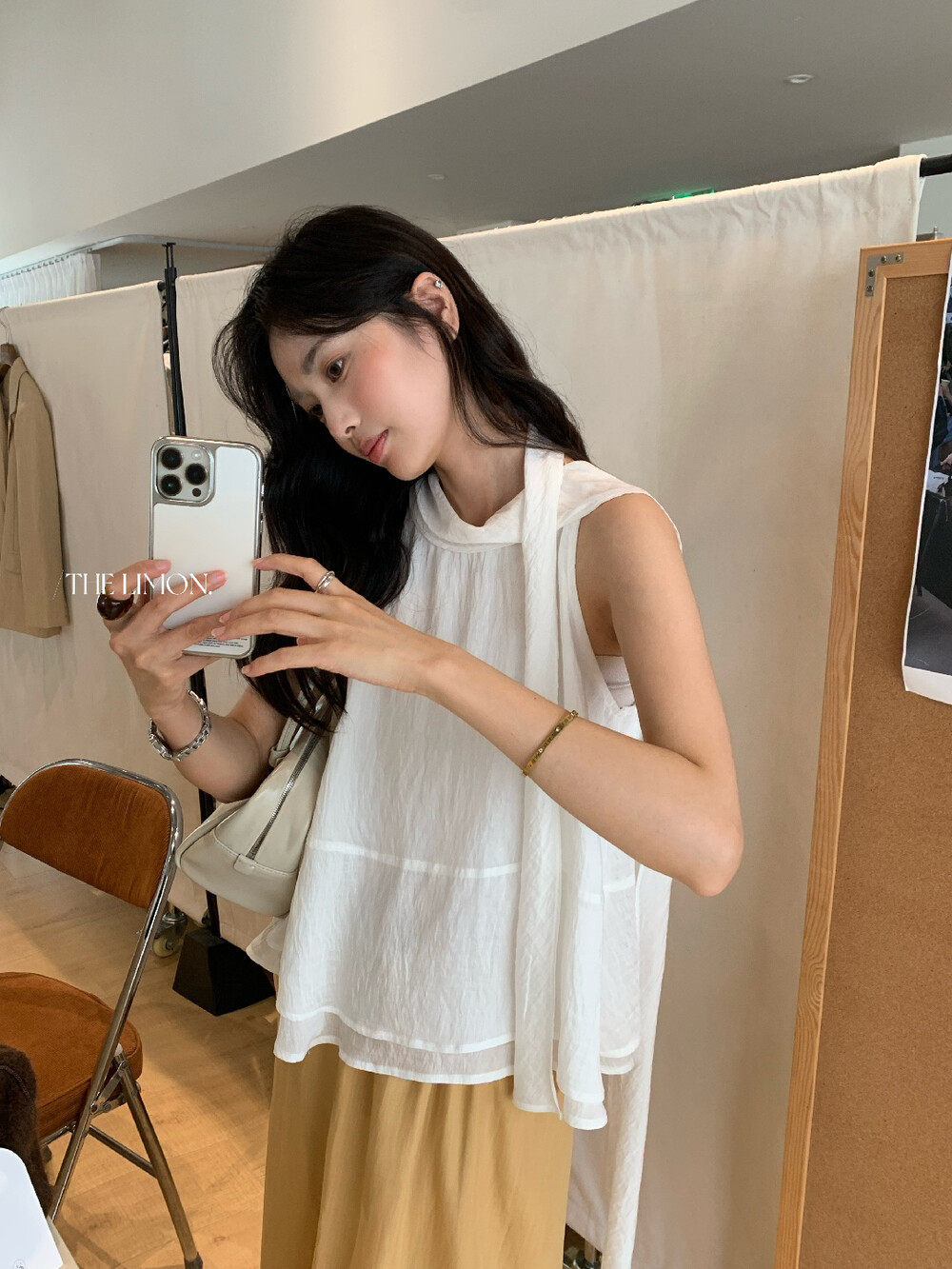 Áo hai dây nữ thiết kế dây rút phối nơ, mặc trước sau đều được, tôn dáng thon gọn — màu hồng, màu cam, màu trắng, xanh lá cây chi tiết 24