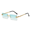 Metal square trend sunglasses suitable for men and women, 2022 collection, European style