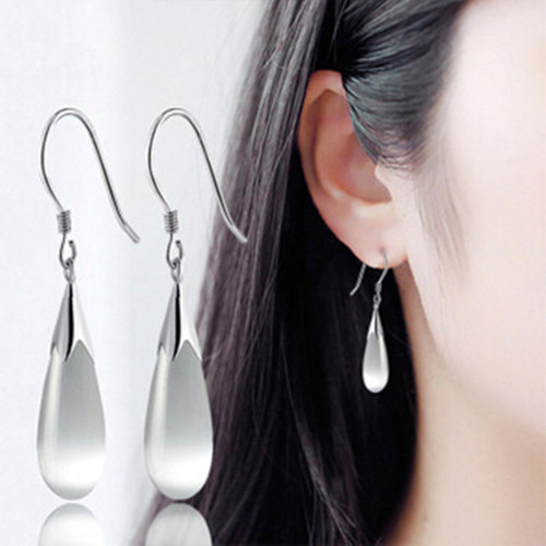 Cross-border fashion cat's eye drop earrings Korean version accessories jewelry factory women's silver-plated earrings for women