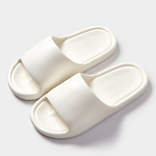 �Ӻ���ĥһ������Ů��ԡ�ҷ����ϾƵ��e�^���Û���Ь���l