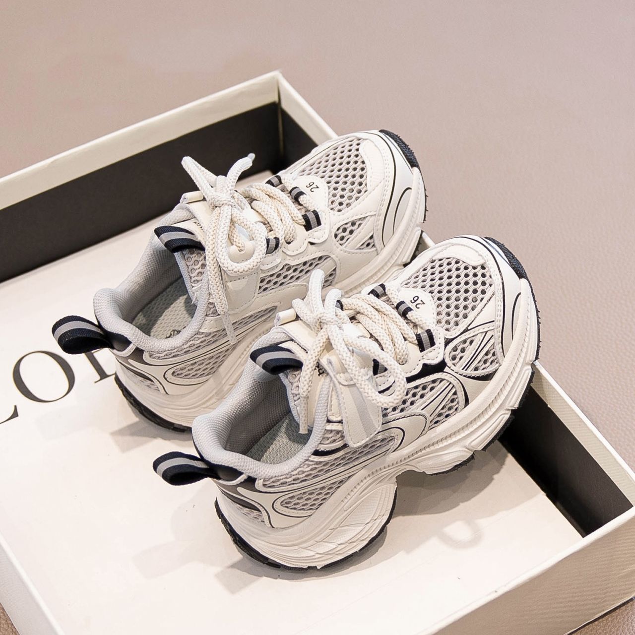 Nuevos zapatos deportivos de velcro transpirables para niños y niñas, zapatos de papá de todo fósforo, zapatos de primavera y otoño para niños