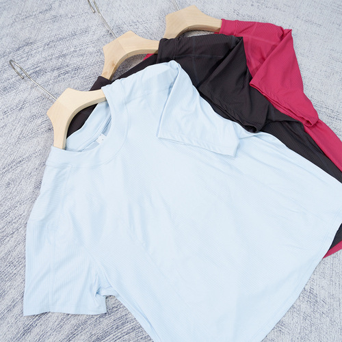 Wide-ribbed yoga wear, casual women's cropped T-shirt with a round neckline—breathable, loose-fitting, highly elastic, and featuring sporty striped short sleeves.