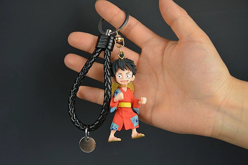Luffy (aproximadamente 8cm de altura)
