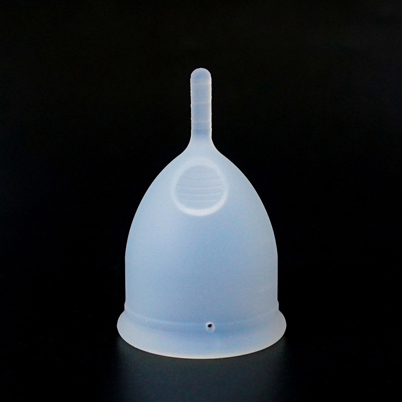 Fábrica directa de tazas menstruales femeninas natación al aire libre anti-fugas laterales tazas menstruales de silicona reciclables tazas menstruales femeninas