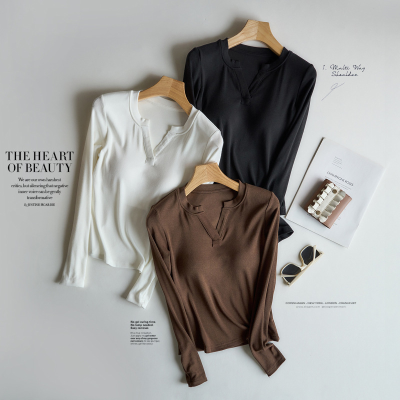 Black V-Neck Long-Sleeved Right Shoulder T-Shirt with Breast Pads for Women, Bottoming Knitwear, Slimming Look Top, European and American Style Black V-Neck Long-Sleeved Right Shoulder T-Shirt with Breast Pads for Women, Bottoming Knitwear, Slimming Look Top, European and American Style
