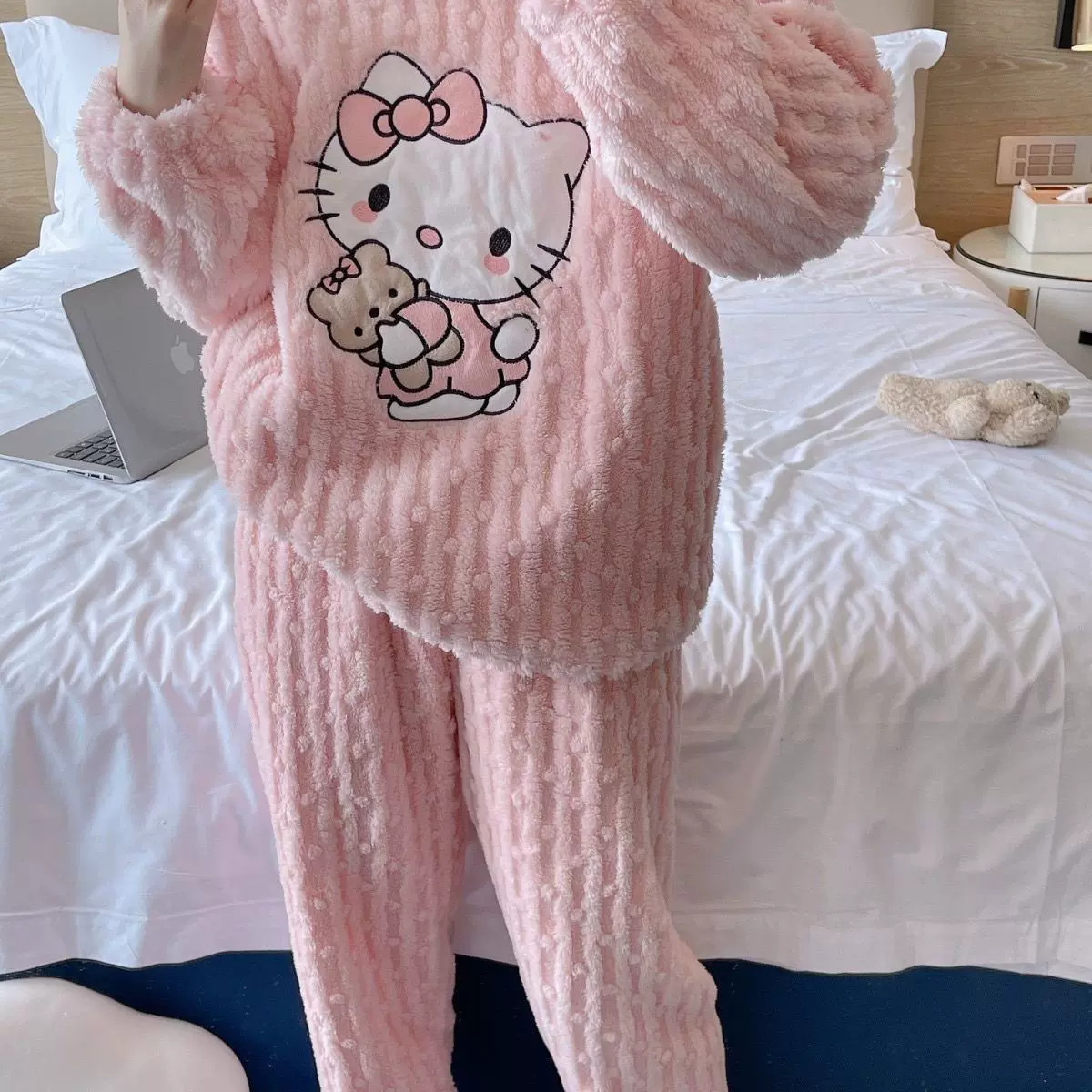 凯蒂猫珊瑚绒睡衣女秋冬季法兰绒加厚长裤甜美卡通可爱家居服套装