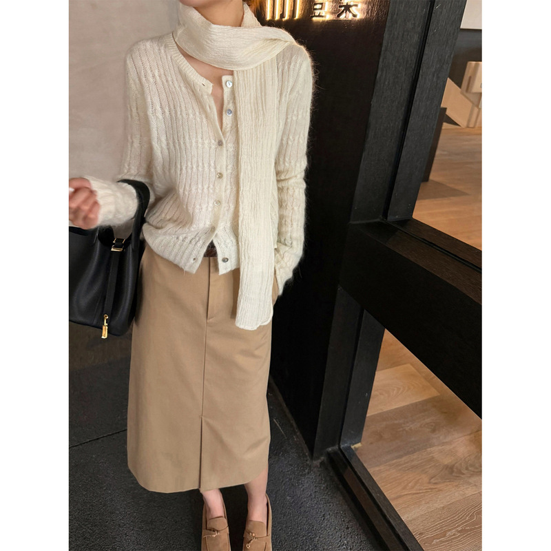 Han Xun Soft and Velvety Feel Simple Mohair Wool Slimming Cable Knit Cardigan for Women 2026 Autumn Collection 27356 Han Xun Soft and Velvety Feel Simple Mohair Wool Slimming Cable Knit Cardigan for Women 2026 Autumn Collection 27356