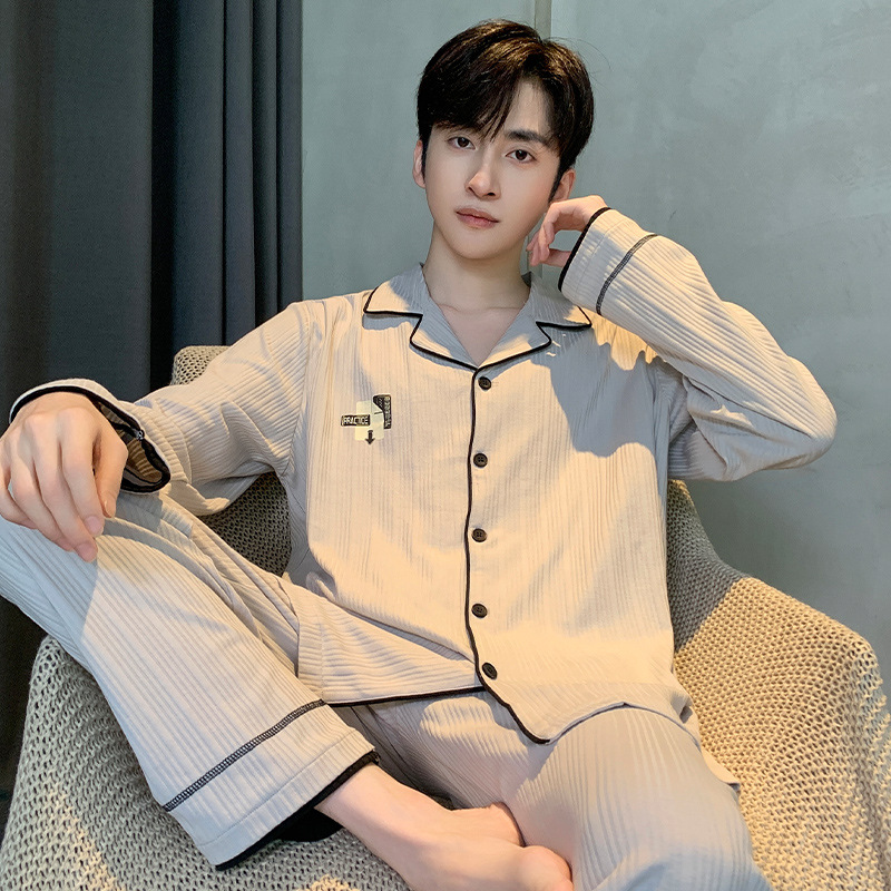 Pijamas de hombre cuidadosamente seleccionados, primavera y otoño, algodón puro, manga larga, nuevo estilo suelto, talla grande, los jóvenes pueden usar ropa de hogar