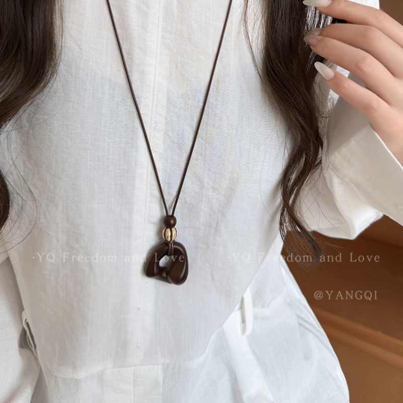 Necklace 0972