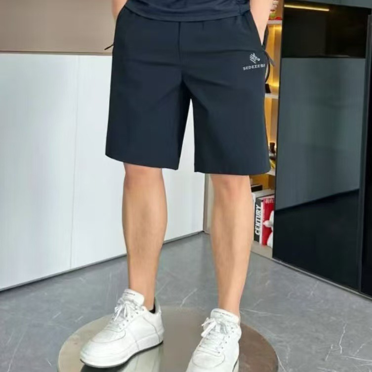 검은색 바지