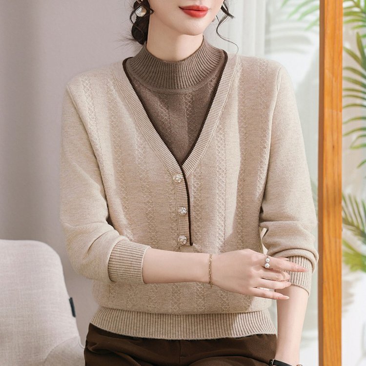Trendy and Stylish Thick Half-Turtleneck Sweater for Mothers, Autumn and Winter Base Shirt for Middle-Aged and Elderly Women Aged 50 Trendy and Stylish Thick Half-Turtleneck Sweater for Mothers, Autumn and Winter Base Shirt for Middle-Aged and Elderly Women Aged 50