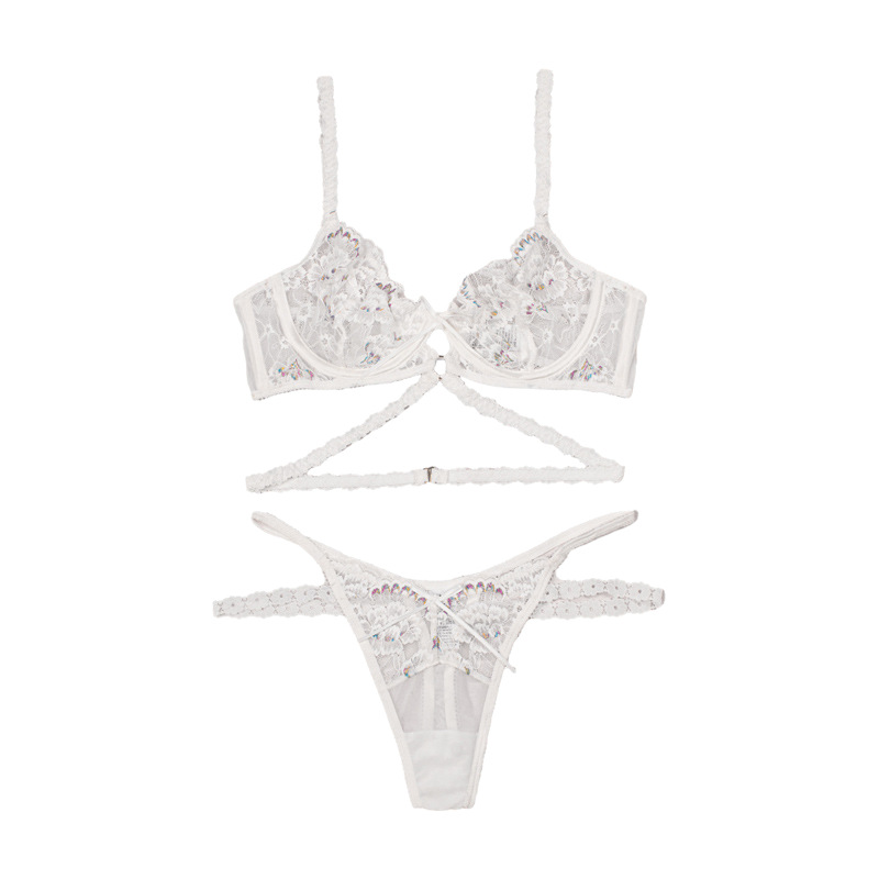 Europeo y americano sexy flor bordado sexy Lencería traje de encaje Tanga sujetador conjunto de tres piezas con anillo de acero sujetador generación