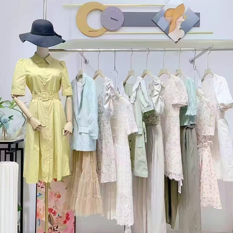 摩凡组合品牌25夏清新甜美连衣裙上衣直播实体货源十三行女装批发