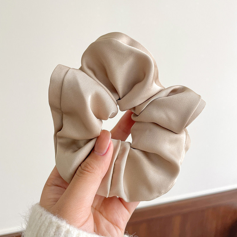 Satín coreano anillo de cabello de intestino grande mujer de moda cuerda de cabeza de alta calidad temperamento flor de cabello bola de cabello toque de cabeza