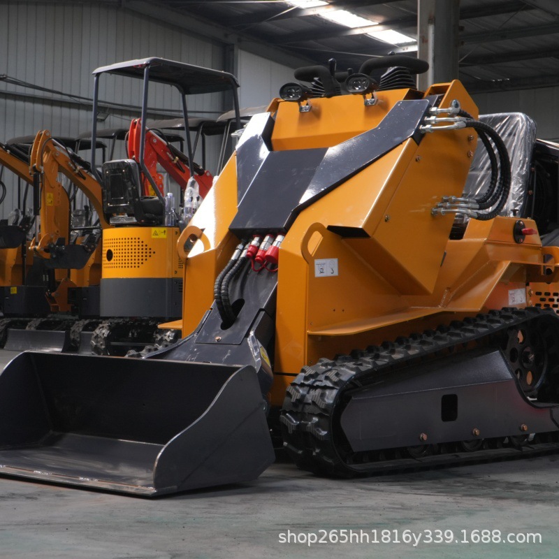 履带滑移装载机柴油型座驾式轮式多功能一体式铲运车履带式装载机