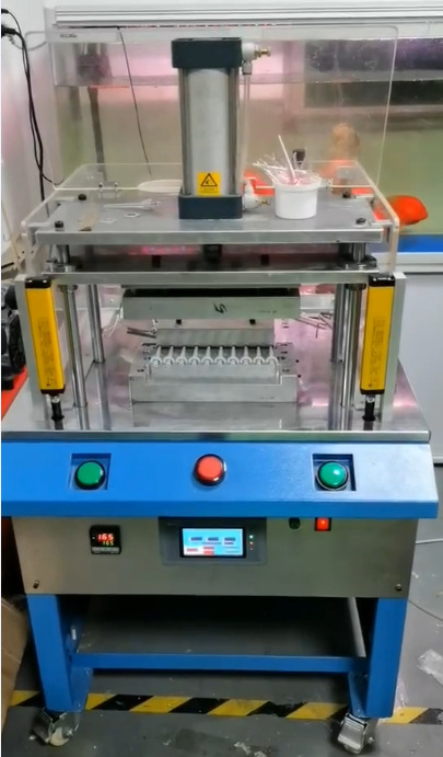 全自动冲牙器喷嘴折弯机