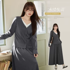 大码连衣裙;大码T恤;大码半身裙