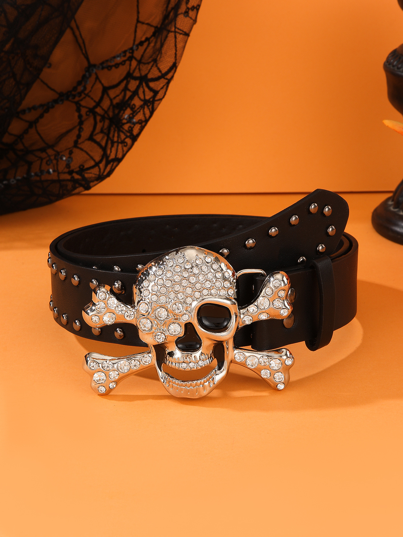 168g Weight Rhinestones Inlay Material Belt Classification 1 Piece Quantity Party, Street Occasion Alloy Material Halloween Festival Skull Pattern Unisex Gender Inlay Design Punk Style Rose Red, Blue, Black Color Punk Skull Alloy Inlay Rhinestones Unisex Leather Belts 5