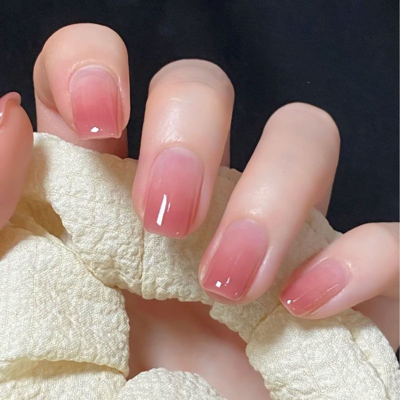 氷透マニキュアは焼かないで引き裂くことができない。|undefined