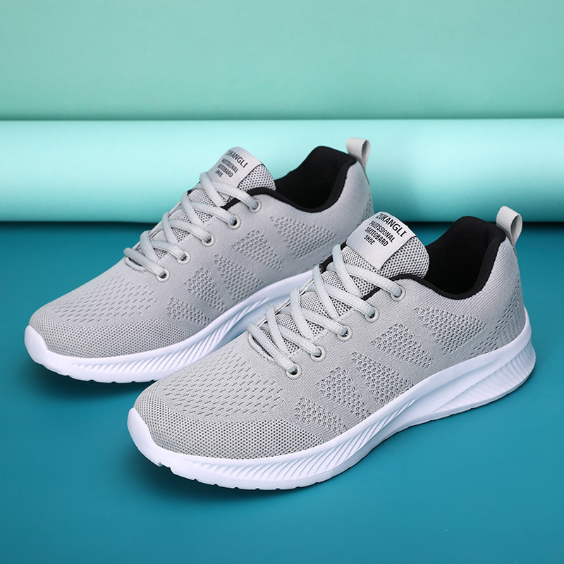 Verano nuevo Amazon hombre zapatos de carrera transpirables suaves zapatos deportivos ligeros amortiguadores zapatos de pareja en stock