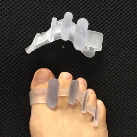 Разделитель пальцев ног, молотковый разделитель пальцев ног, эластичный мостик sebs с четырьмя отверстиями