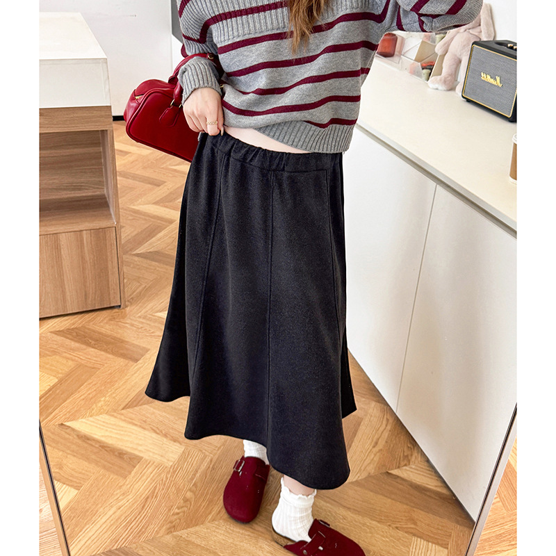 Autumn and winter French-style elastic waist woolen high-waisted slimming large-hem elegant umbrella skirt for pregnant women, fashionable maternity half skirt
