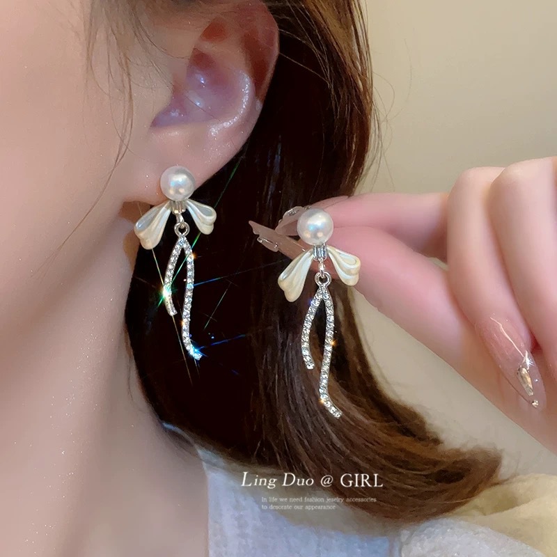 103 # White bow rhinestone ribbon pearl stud earrings
