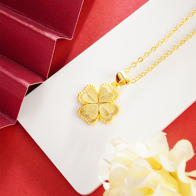Nicho todo partido trébol de cuatro hojas DIY colgante Vietnam arena oro flor joyas chapado en oro luz estilo de lujo Mori estilo no se desvanece durante mucho tiempo