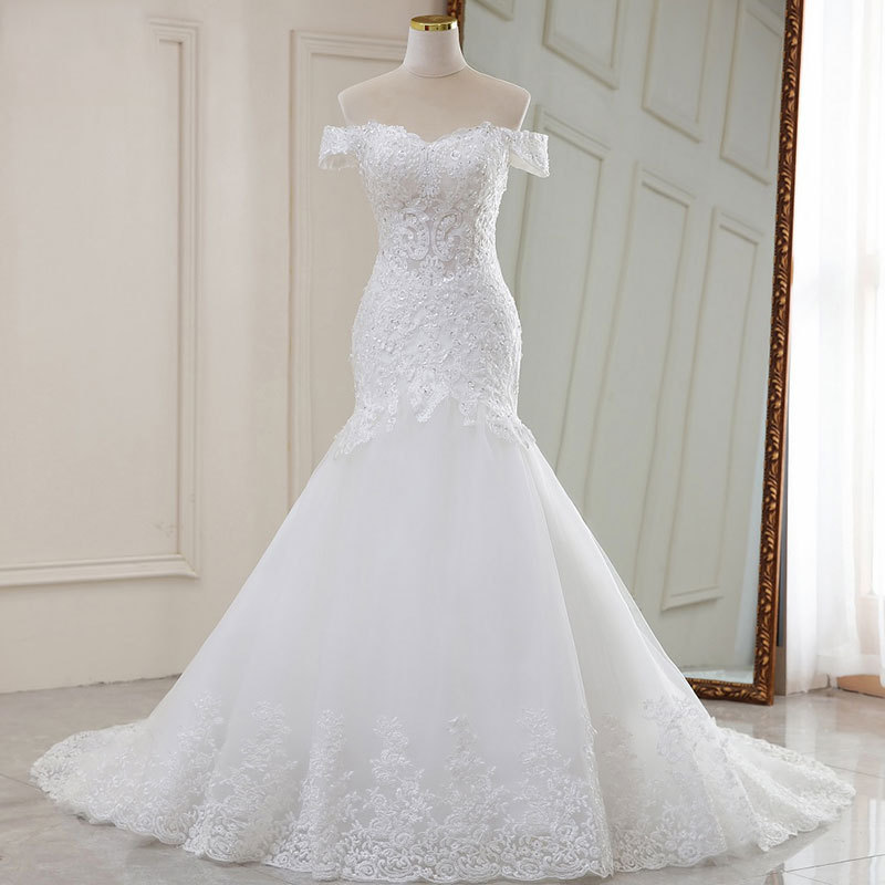 One-Shoulder Wedding Dress 2026 New Style White Elegant Dreamy Lace Mid-Waist Long Train French Wedding Dress Can Be Customized