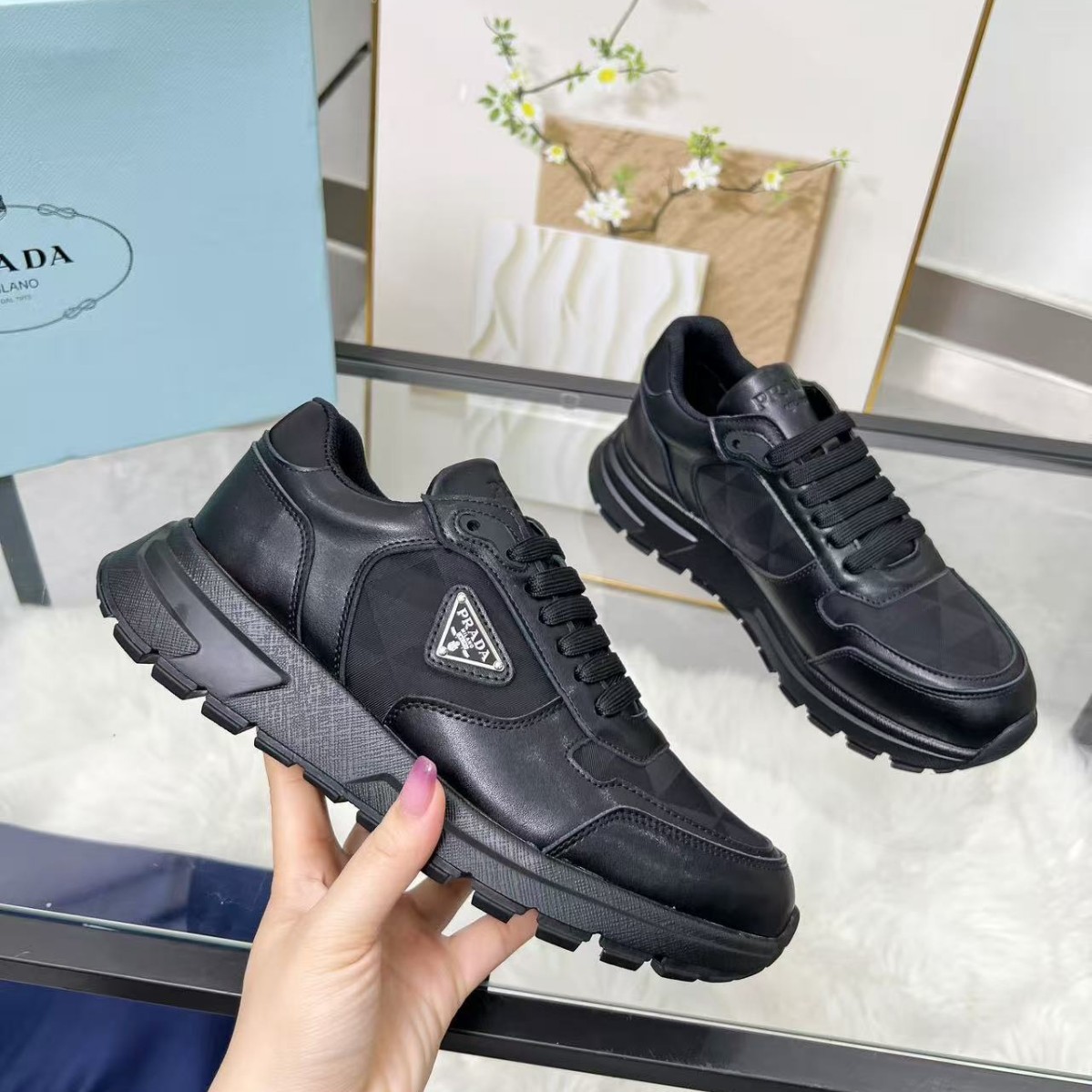 广州发货一比一高品质运动鞋外贸批发越南泰国迪拜男装新款轻便潮