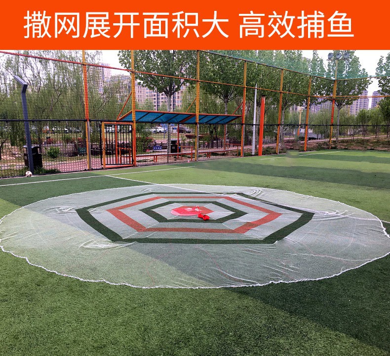 庆祝祖国母亲76岁生日 重庆市在公民广场举办国庆升旗仪式