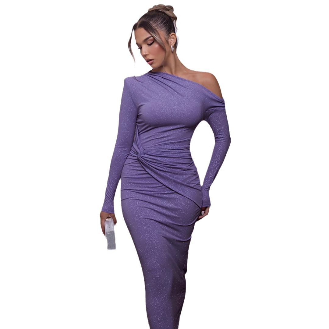 Otoño y invierno nuevo estilo europeo y americano ropa de mujer transfronteriza moda sexy plegado hombro inclinado mangas largas delgado vestido de cadera
