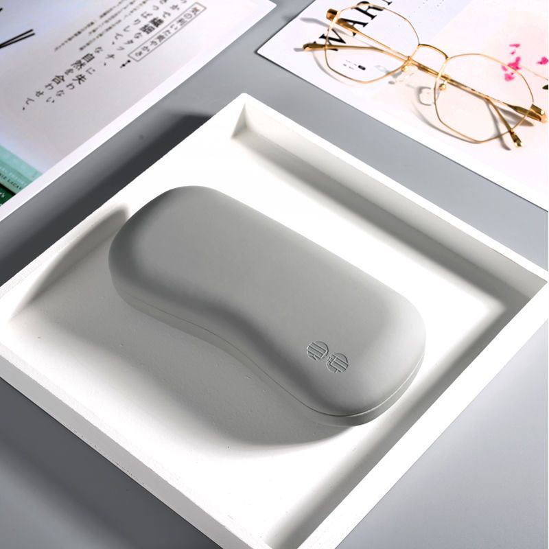 Caja de gafas simple para hombres y mujeres estilo retrógrado estilo portátil anti-presión viaje miopía gafas caja de cáscara