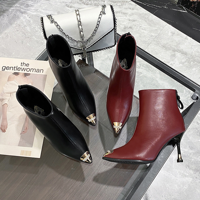 Cowhide 2026 Winter New Short Boots for Women, Anti-Kick Style, Trendy High-Heeled Fashion Boots, Stiletto Heel, Pointed Toe, Rhinestone Martin Boots