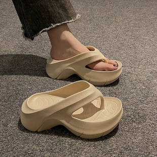 EVA���������Ů���⴩�r�����e������m��׊A�_��Ь��������Ь