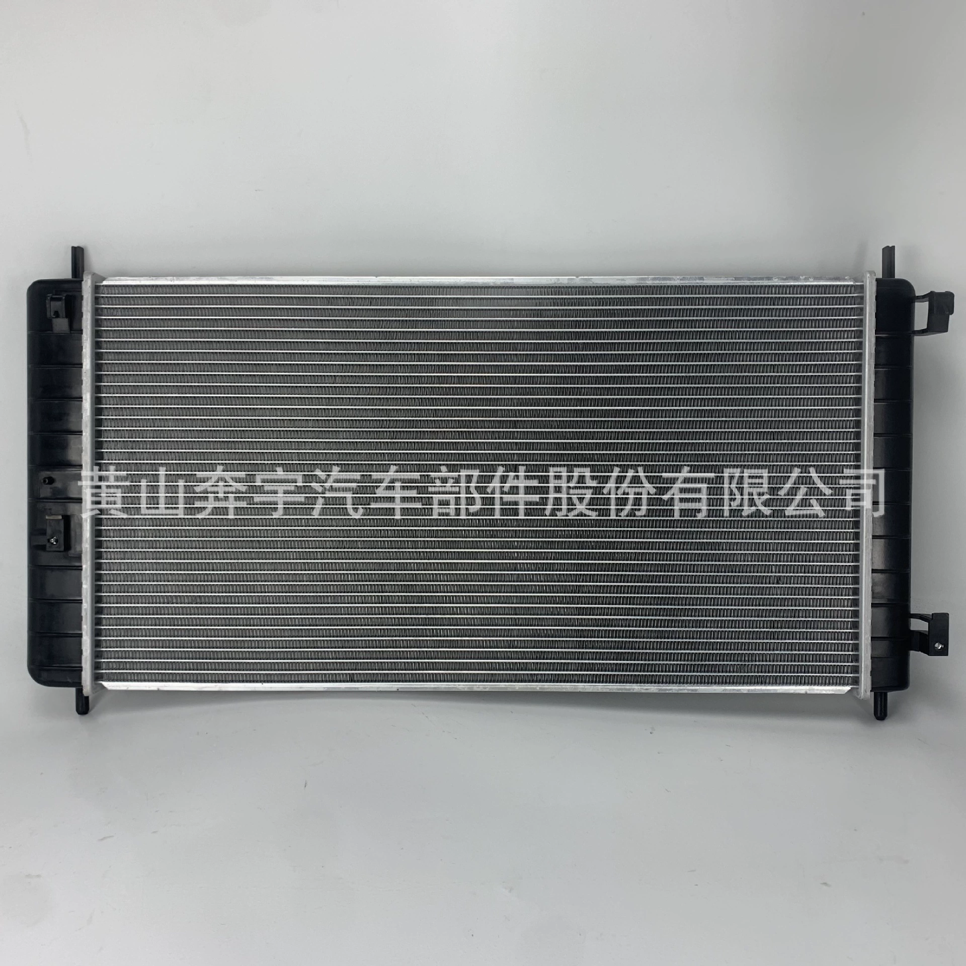 Радиатор завод прямых продаж для Volvo радиатор: 30636430/30636579