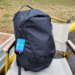 Niaojia 同じスタイル 26L 青島老王アウトドアバックパックカマキリ男性と女性の登山バッグハイキングバックパック
