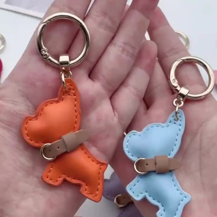 国境を越えた現物のミニ法闘犬のキーホルダー漫画皮質子犬ストラップ車のキーホルダー携帯ケースアクセサリー|undefined