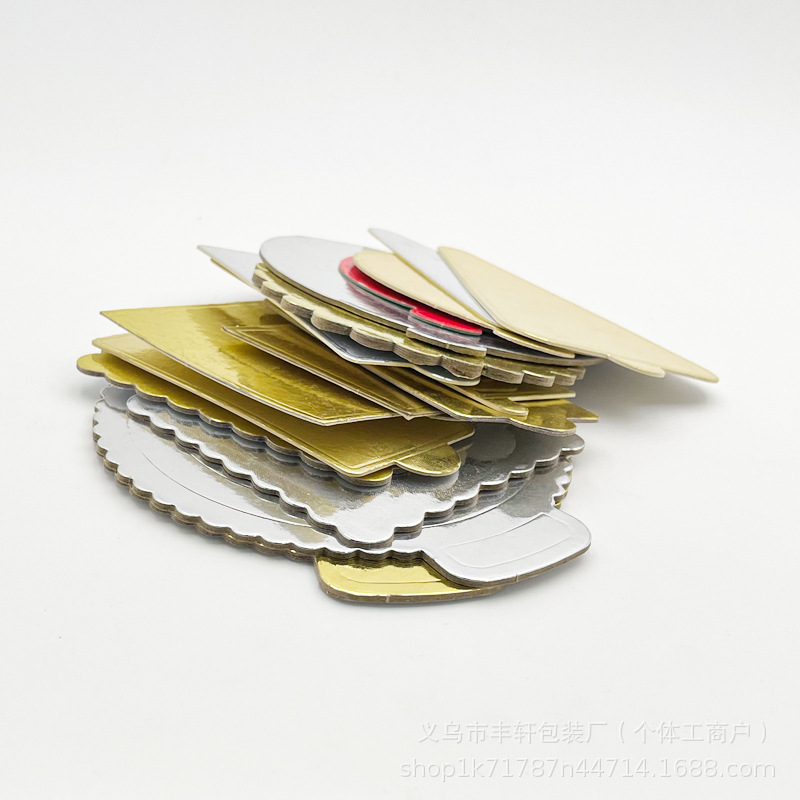 Fabricante al por mayor almohadilla de mousse desechable redonda oro mini pastel de queso pequeño cartón de oro placa de pastel